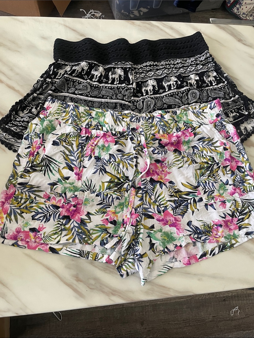 Girls Boho Summer Shorts With Stretchy Waist XL and L